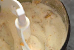 Homemade Peach Ice Cream - Low Carb!